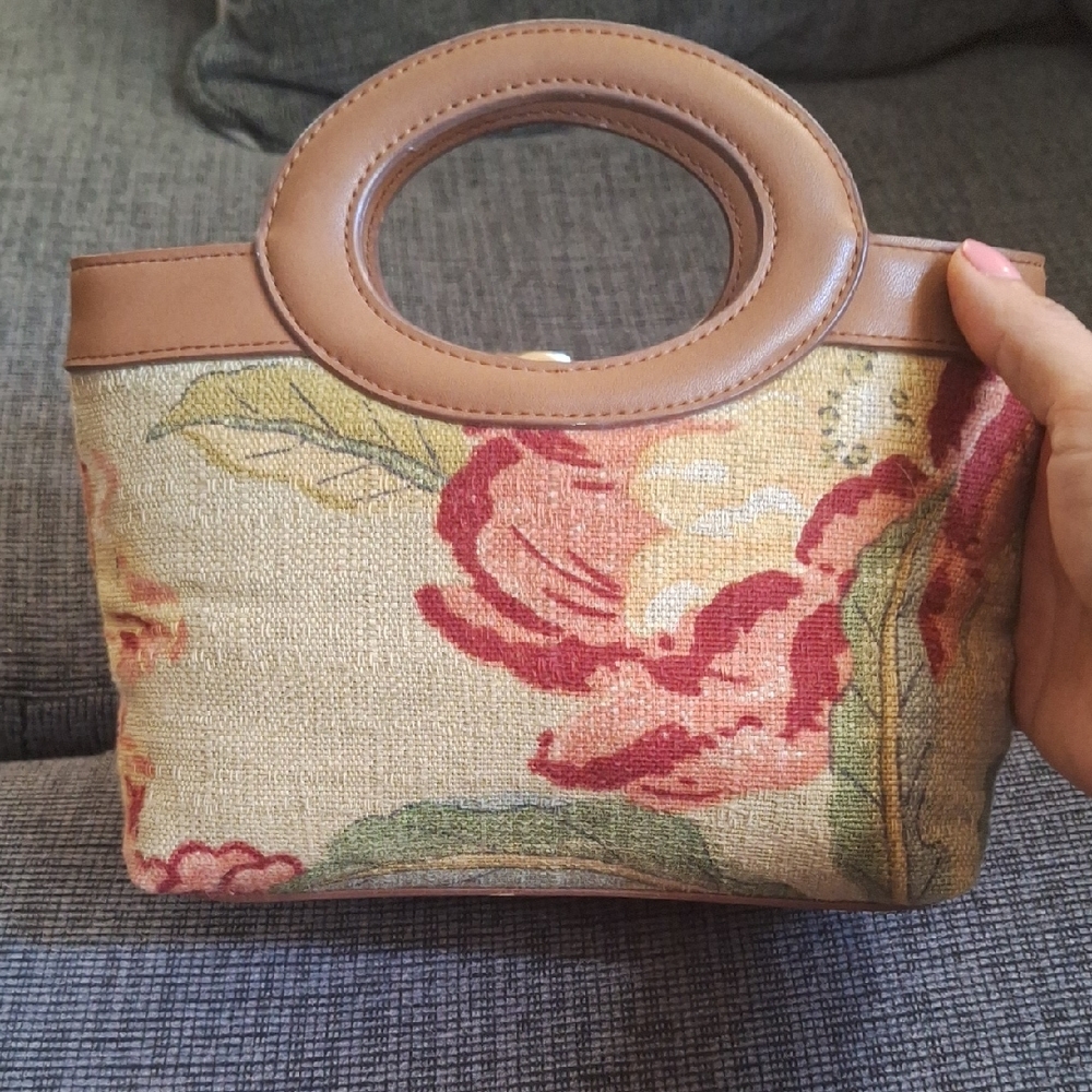 VNTG Fossil Brown and Red Tote Bag with Elegant Design